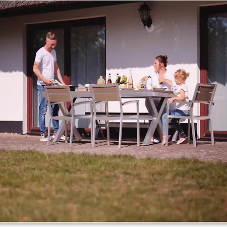Holiday Resort Van Der Valk, Linstow Dobbin-Linstow Exterior photo